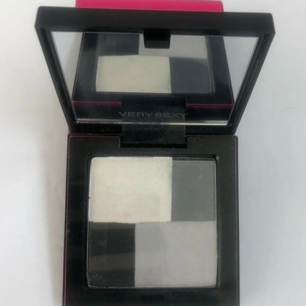 Victoria's Secret Eye Shadow Very Sexy Mosaic Gray